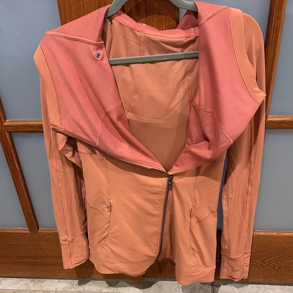 lululemon athletica Terracotta Utility Jacket​​​ - Picture 2 of 6